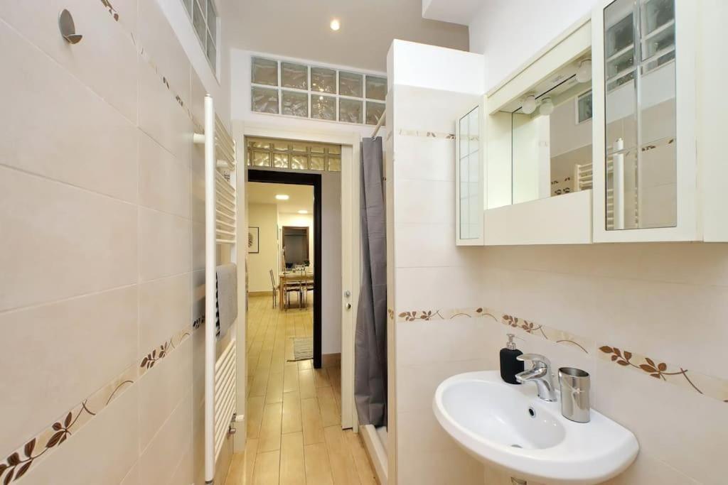Vatican Flat Spacious Cozy With Court Rome Exterior photo